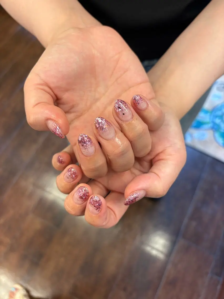ネイル ハンドネイル AMI 美フォルムネイルのネイルデザイン