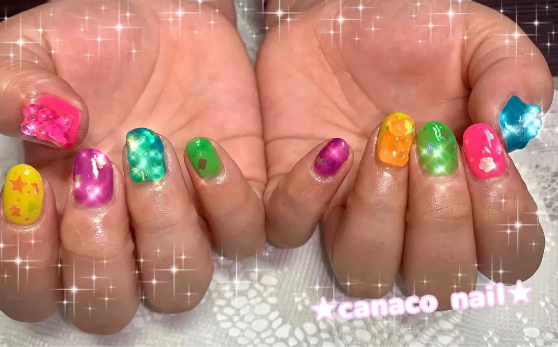 ネイル アートネイル ジェルネイル パラジェル ストーンネイル 夏ネイル ベテランネイル cnc  nailのネイルデザイン