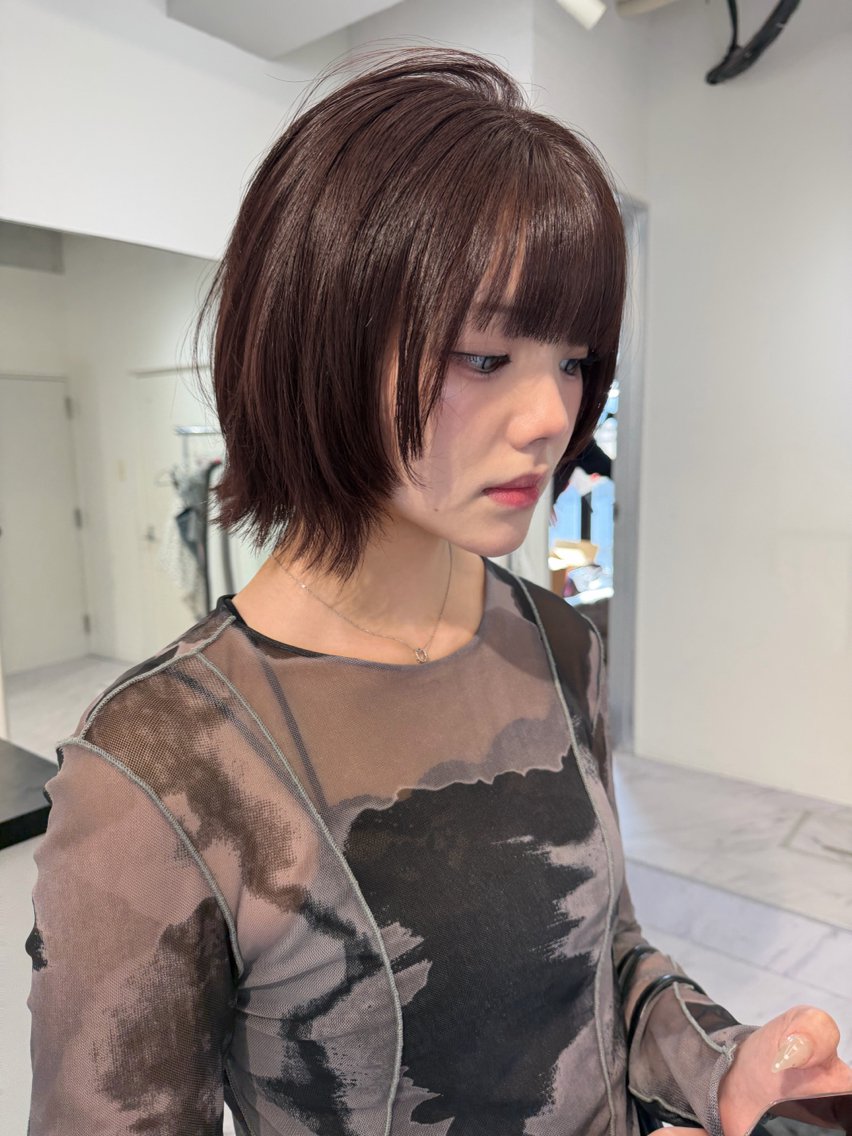 ミディアム カラー ベージュカラー ブリーチ ケアブリーチ デザインカラー ダブルカラー カット ヘアカラー TATSUハイトーン ミルクティーベージュのヘアスタイル