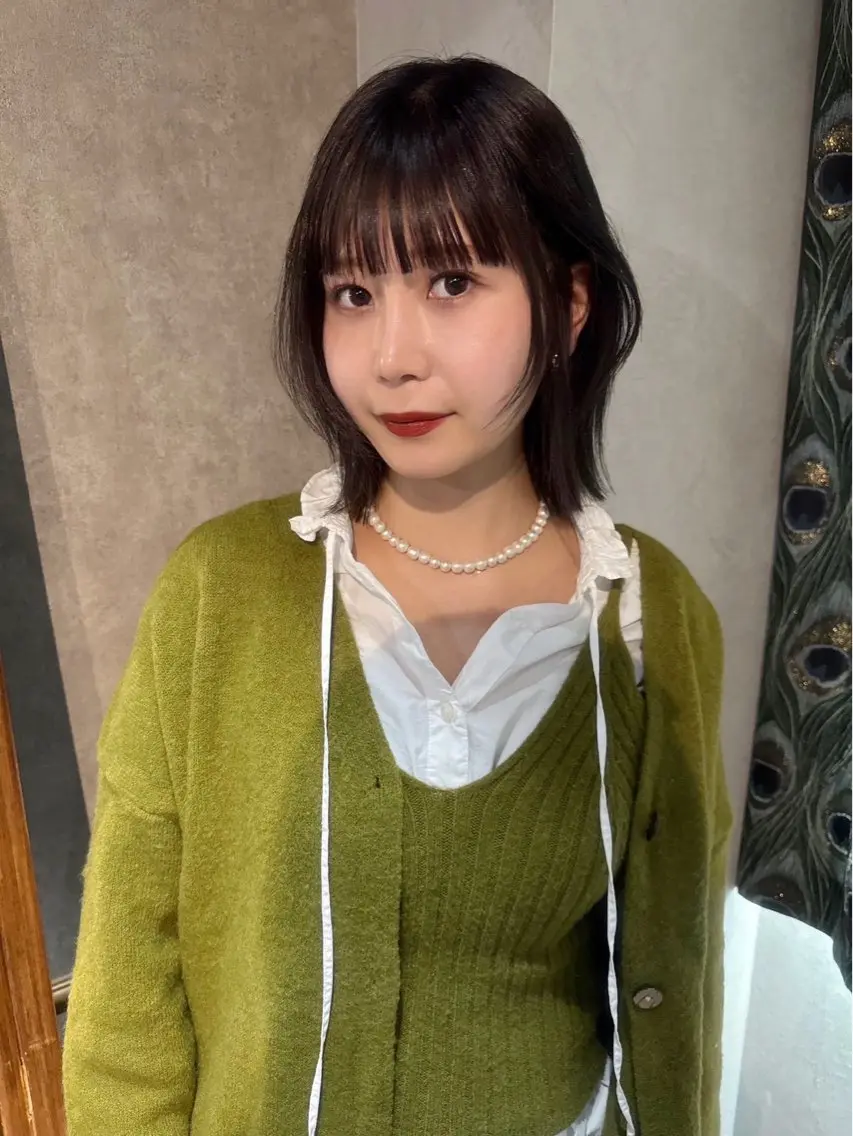 ショート 顔周りカット ハイライト 髪質改善 韓国風ヘア レイヤーカット カット トリートメント ravens デザインカラーのヘアスタイル
