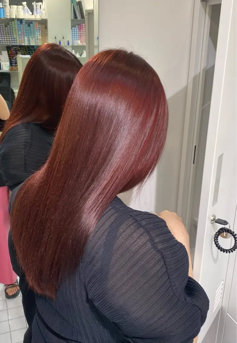 カラー 漆崎 相美のヘアスタイル