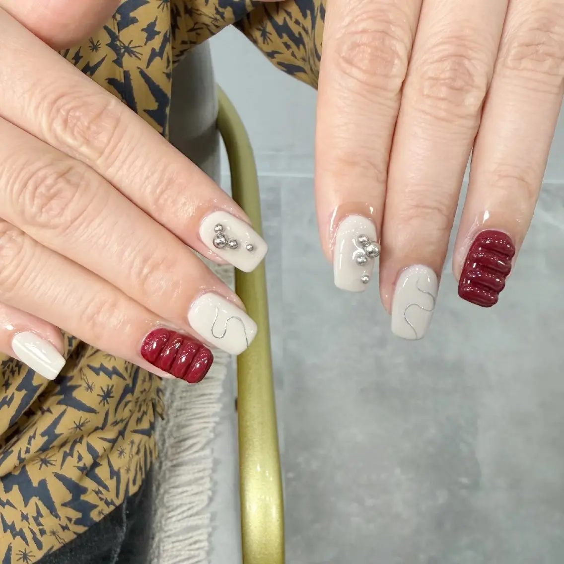 ネイル チークネイル フレンチネイル ジェルネイル ガーリー キラキラネイル ハンドネイル UM Nail Salonのネイルデザイン