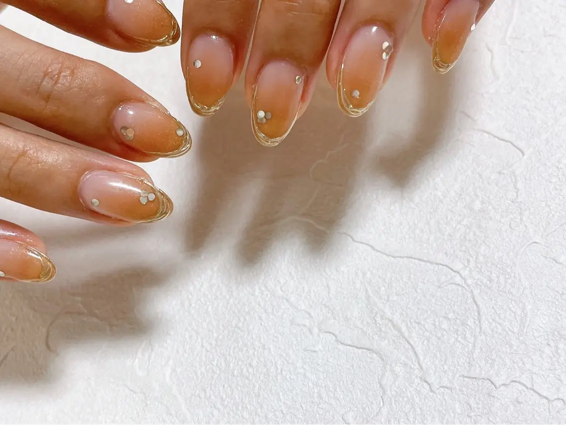ネイル オーロラネイル フットネイル フレンチネイル ジェルネイル 韓国ネイル ハンドネイル kiki nail &brow二子玉川の眉毛・アイブロウイメージ
