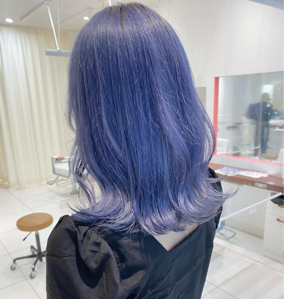 セミロング カラー ウルフカット ハッシュカット/七海のヘアスタイル