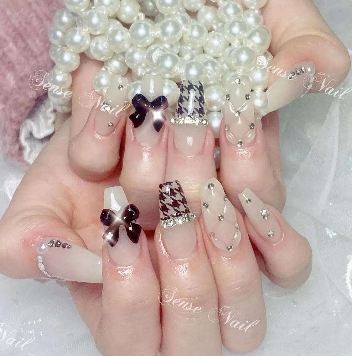 ネイル ハンドネイル ハンドケア Feinn Ink💕のネイルデザイン