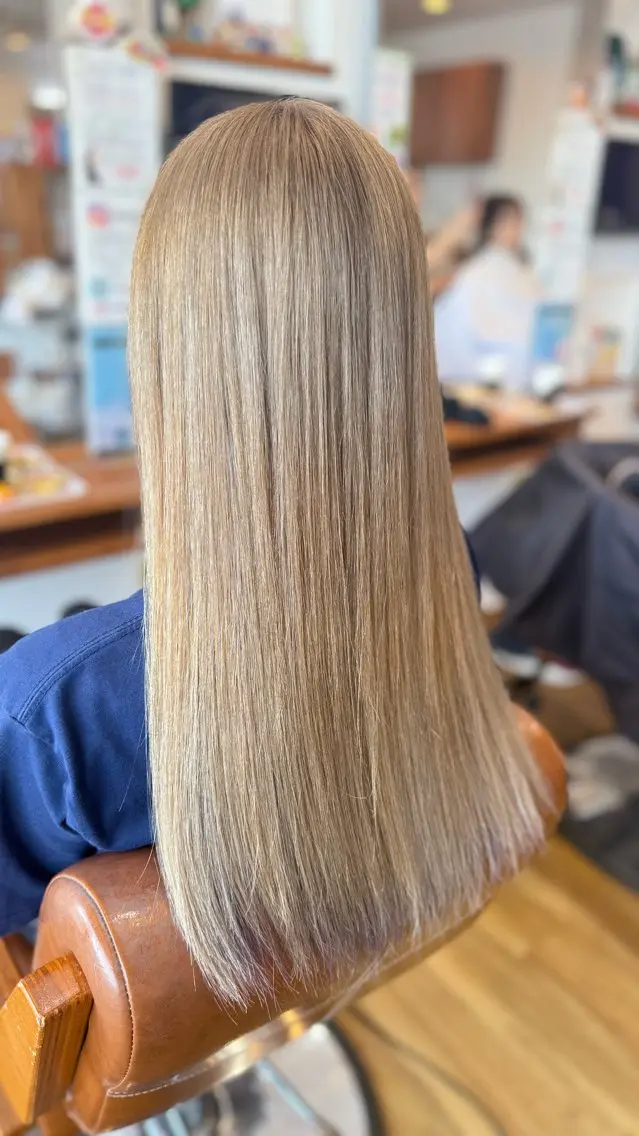 カラー ヘアカラー 心cocoro RISAのヘアスタイル