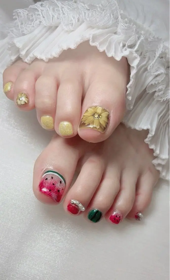 ネイル キラキラネイル 韓国ネイル 水色 マグネットネイル ニュアンスネイル フットネイル RUBY Nail 日暮里店のネイルデザイン