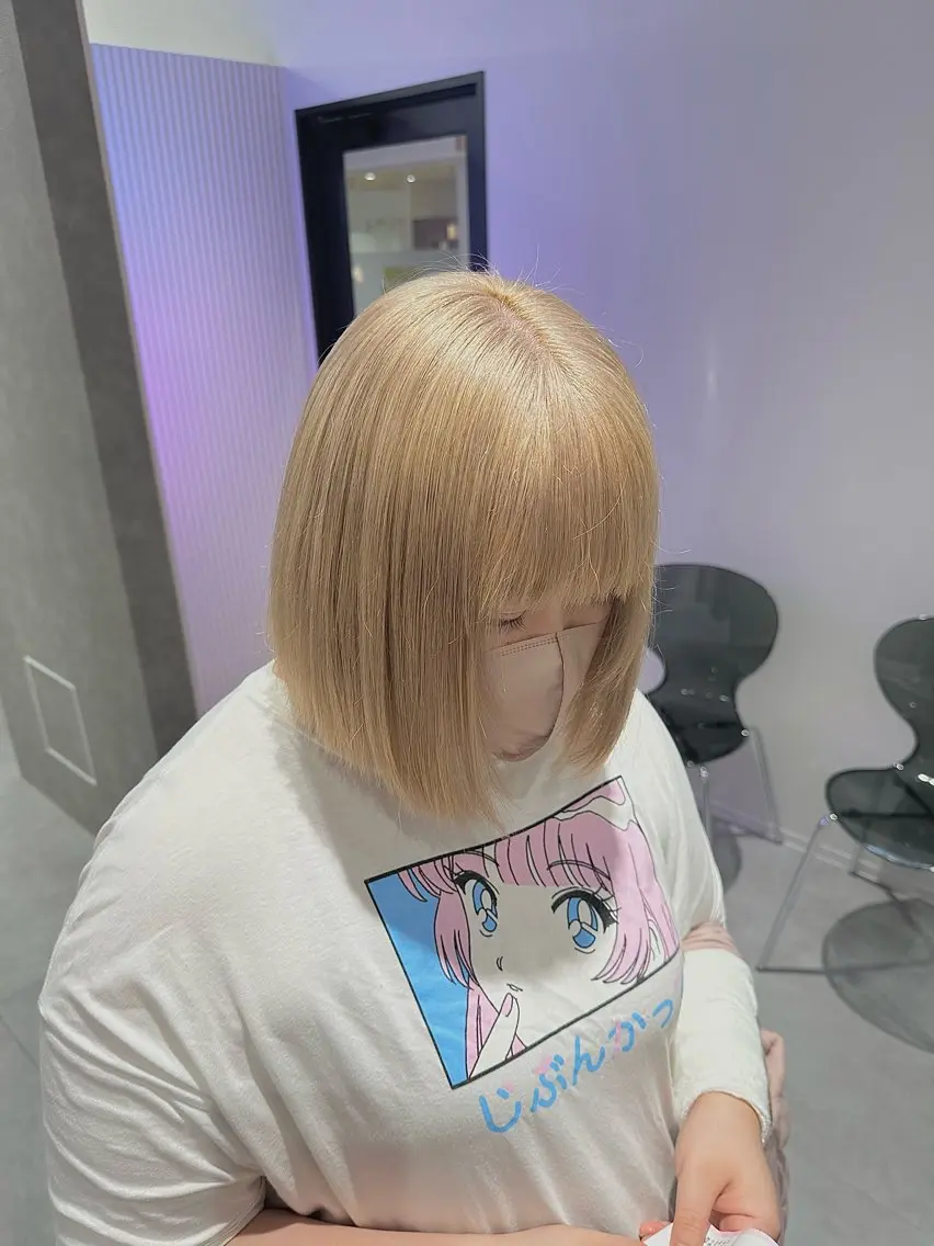 ミディアム カラー カット ヘアカラー トリートメント 🦄ハイトーンカラー 🦄まるおしょうのヘアスタイル