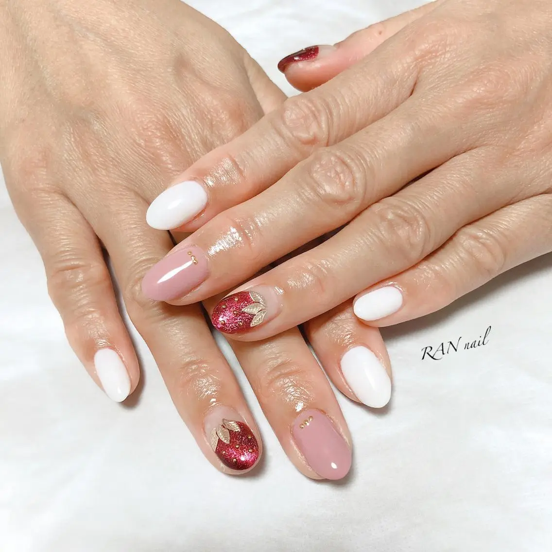 ネイル フットネイル オフィスネイル 春ネイル ホワイト 冬ネイル ハンドネイル フットネイル RAN nailのネイルデザイン