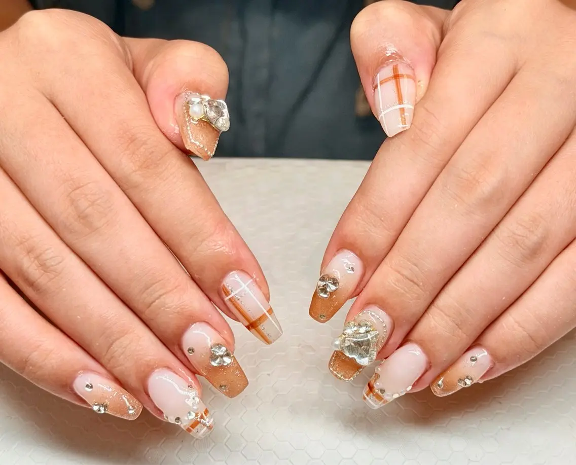 カラー RUBY NAIL& BEAUTY SPAのネイルデザイン