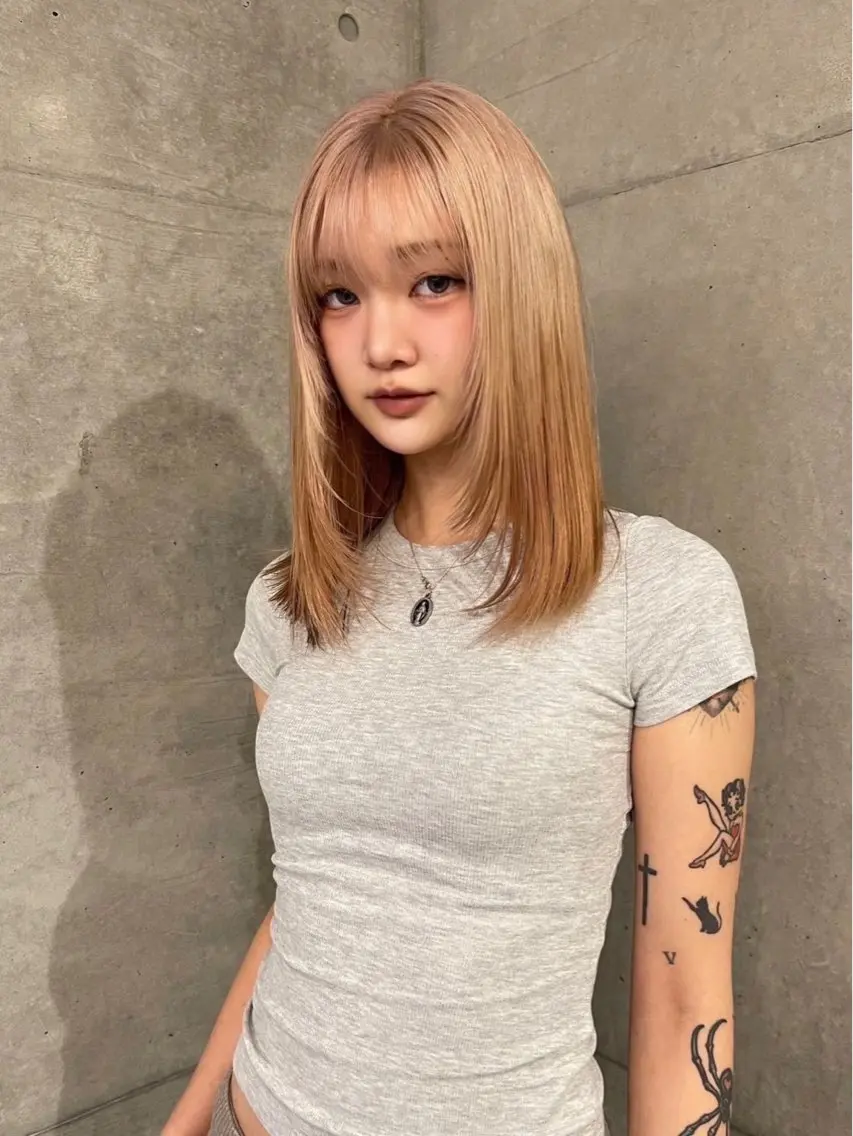 ミディアム カラー ベージュカラー ブリーチ ブロンド ブロンドベージュ 縮毛矯正 ハッシュカット/ハイ トーン/HIROKIのヘアスタイル