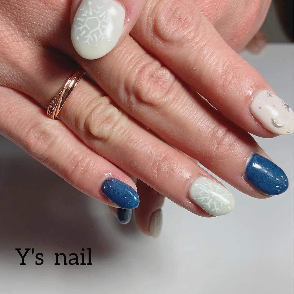 ネイル 冬ネイル 手書きが得意🖌️ Y’s  nailのネイルデザイン