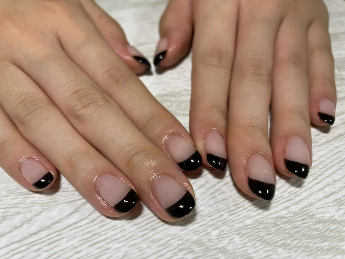 ネイル ハンドネイル Ulu Nail 🌱MOMOKAのネイルデザイン