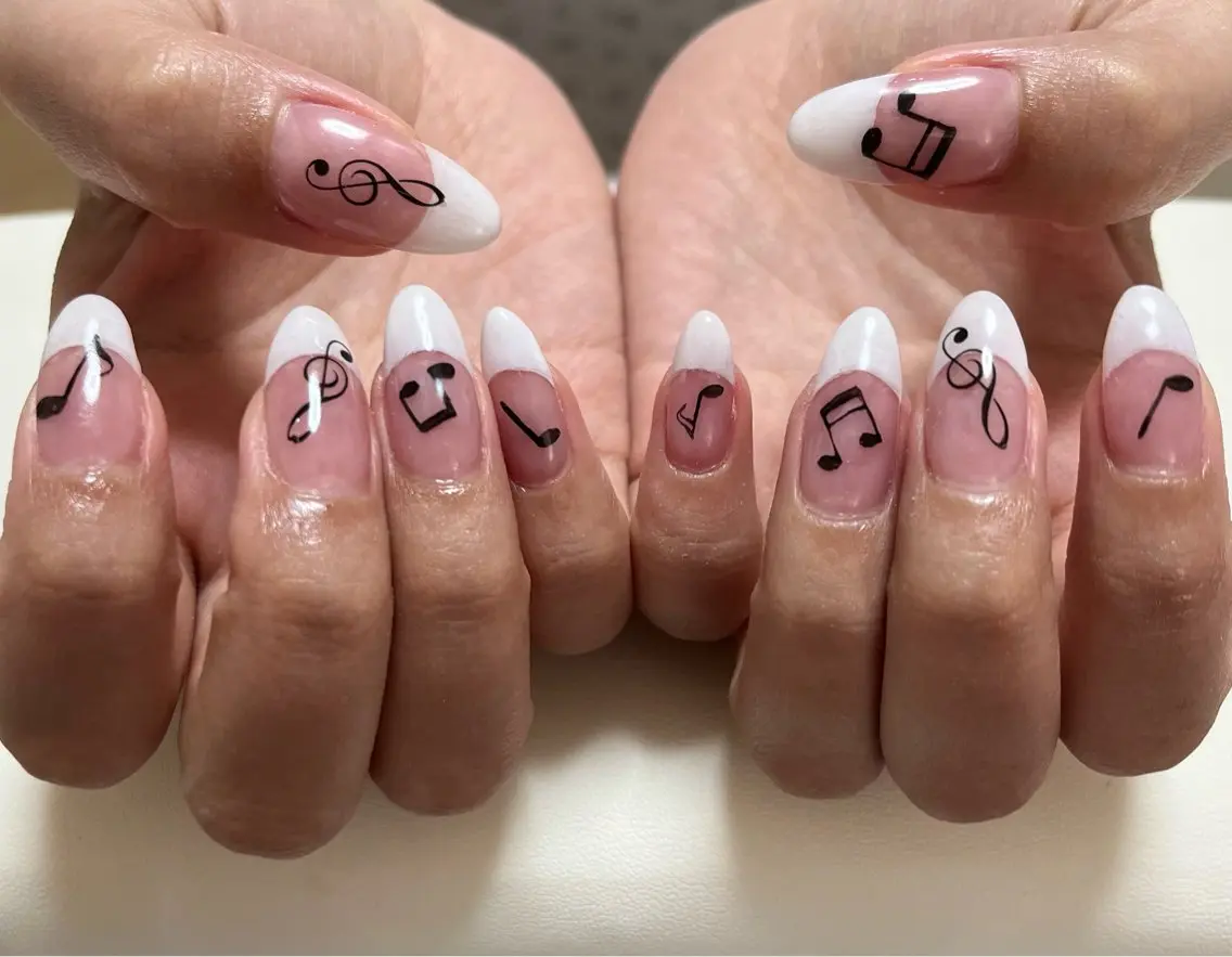 ネイル nail M&Tのネイルデザイン