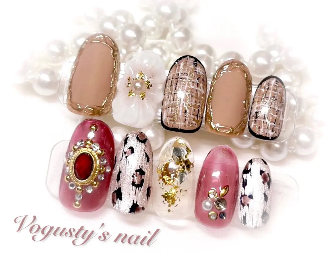 ネイル Vogusty's Nail 鶴見店のネイルデザイン