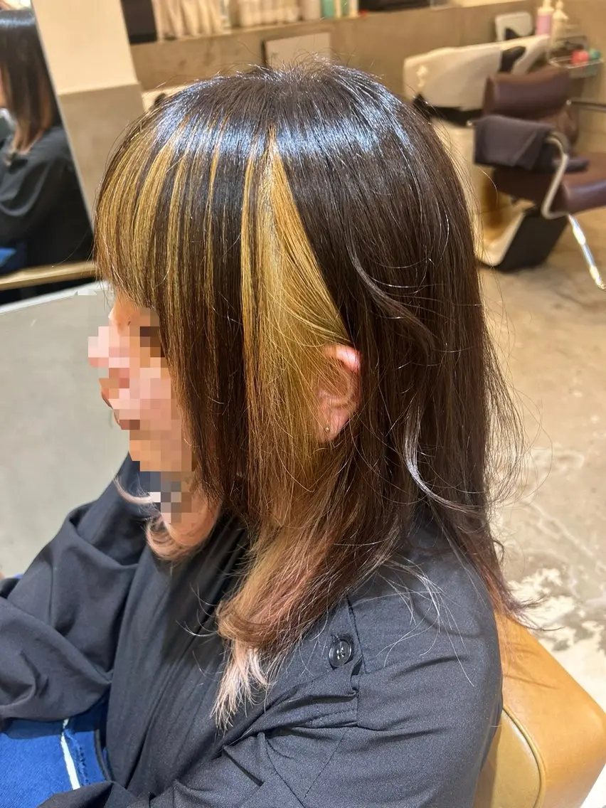 ミディアム カラー カット ヘアカラー トリートメント 若狭 彩花のヘアスタイル