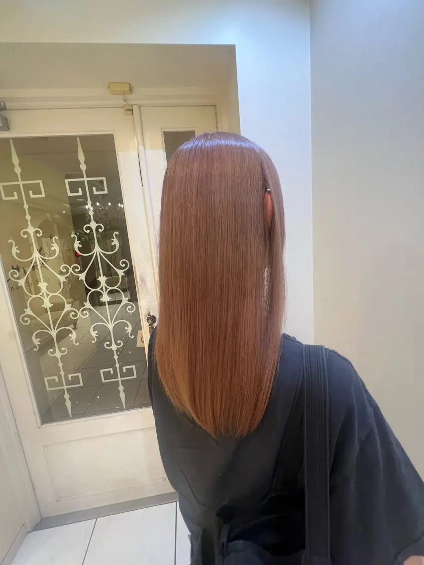 セミロング カラー 小杉山 柊一のヘアスタイル