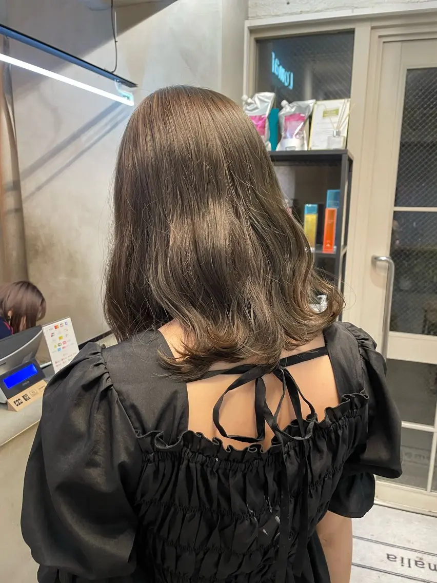 ミディアム 盛れる透明感カラー・ momokaのヘアスタイル