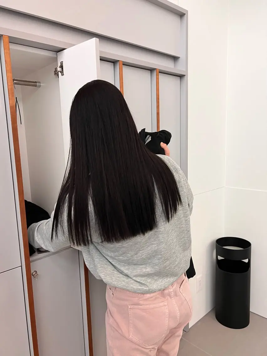 ロング カラー 顔まわりカット/透け カラー/Memi🎀のヘアスタイル