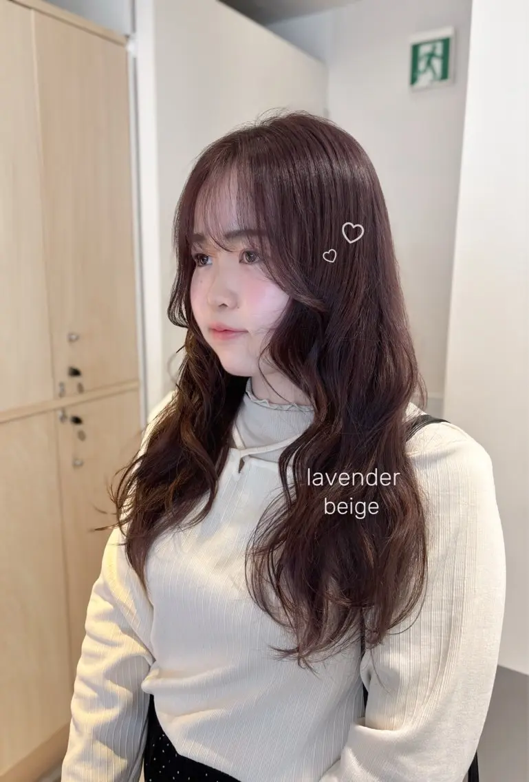 ロング カラー ベージュカラー ブリーチ ラベンダーカラー ラベンダーベージュ ヘアカラー トリートメント 柔らかgirly/ レイヤー/yuiのヘアスタイル