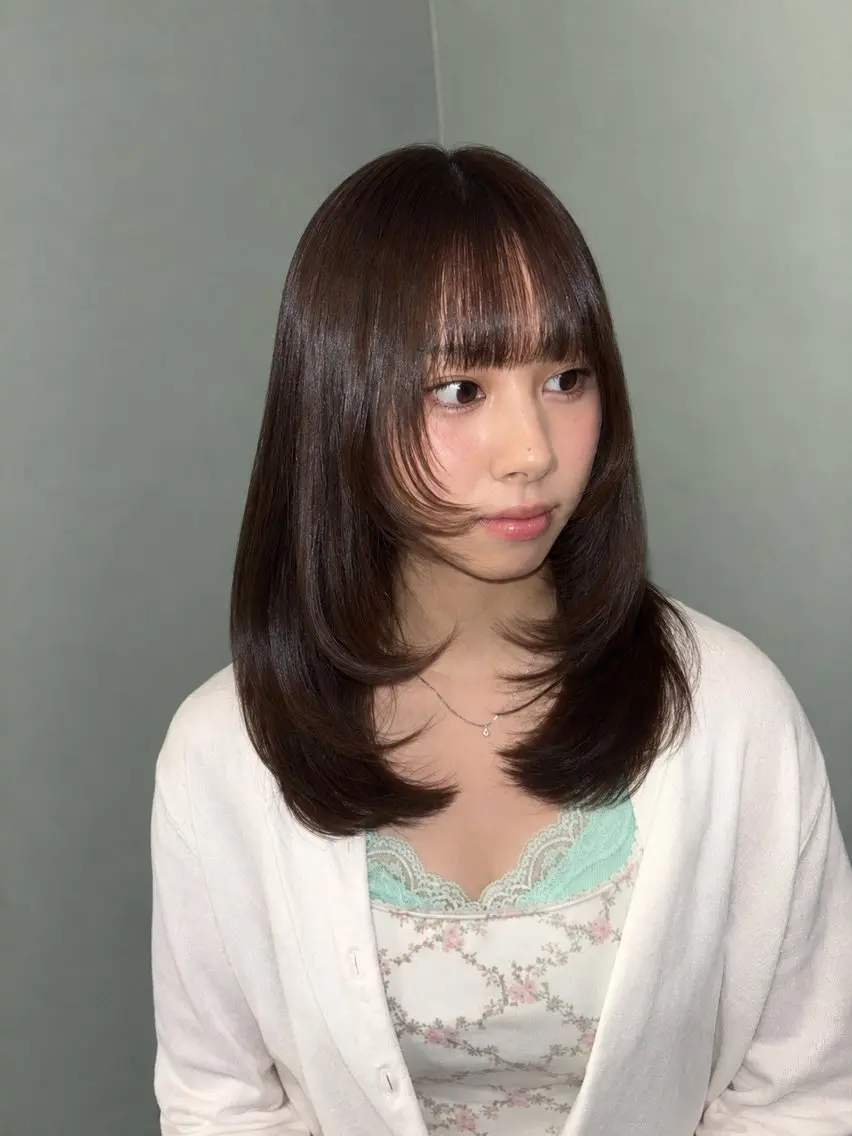ミディアム レイヤーカット カット ヘアカラー OokAMI桜新町 /miiのヘアスタイル