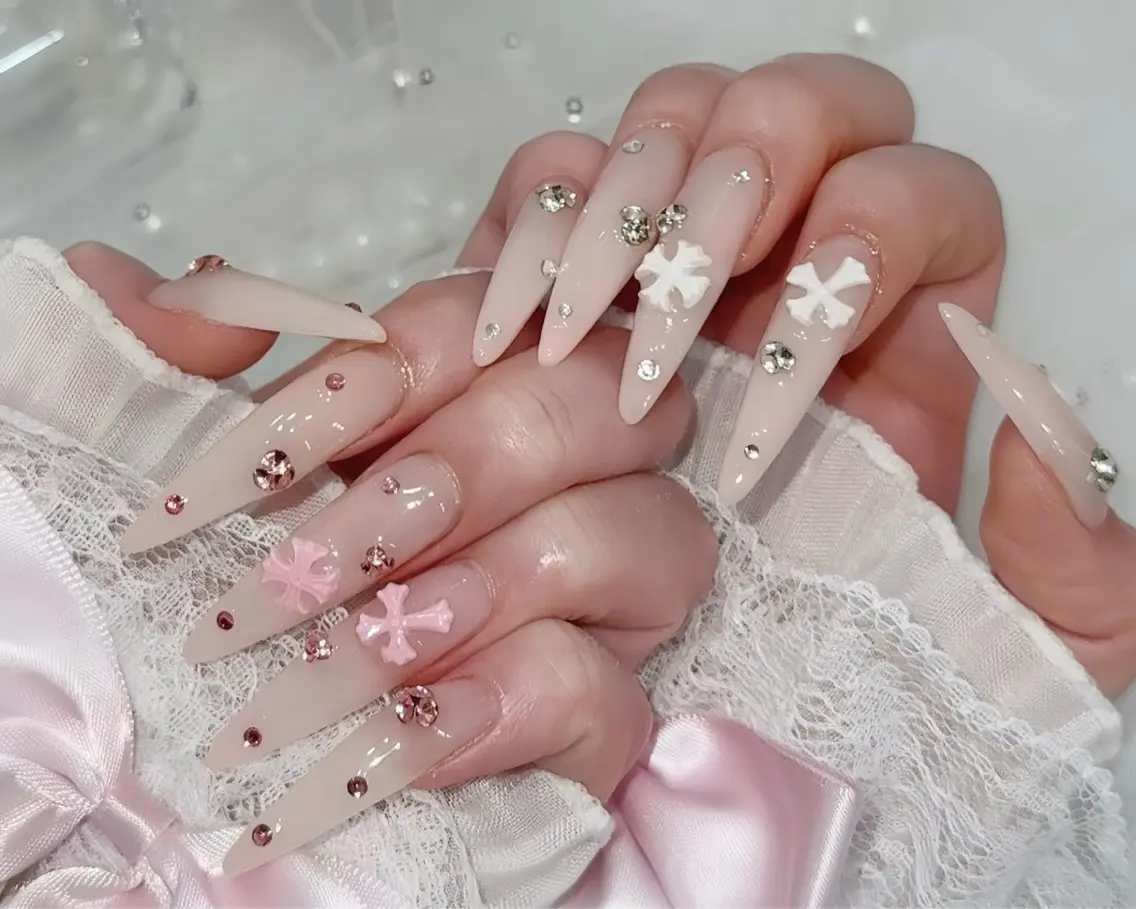 ネイル アートネイル ガーリー 韓国ネイル 持ち込み ニュアンスネイル Rin Nail 新大久保店のネイルデザイン
