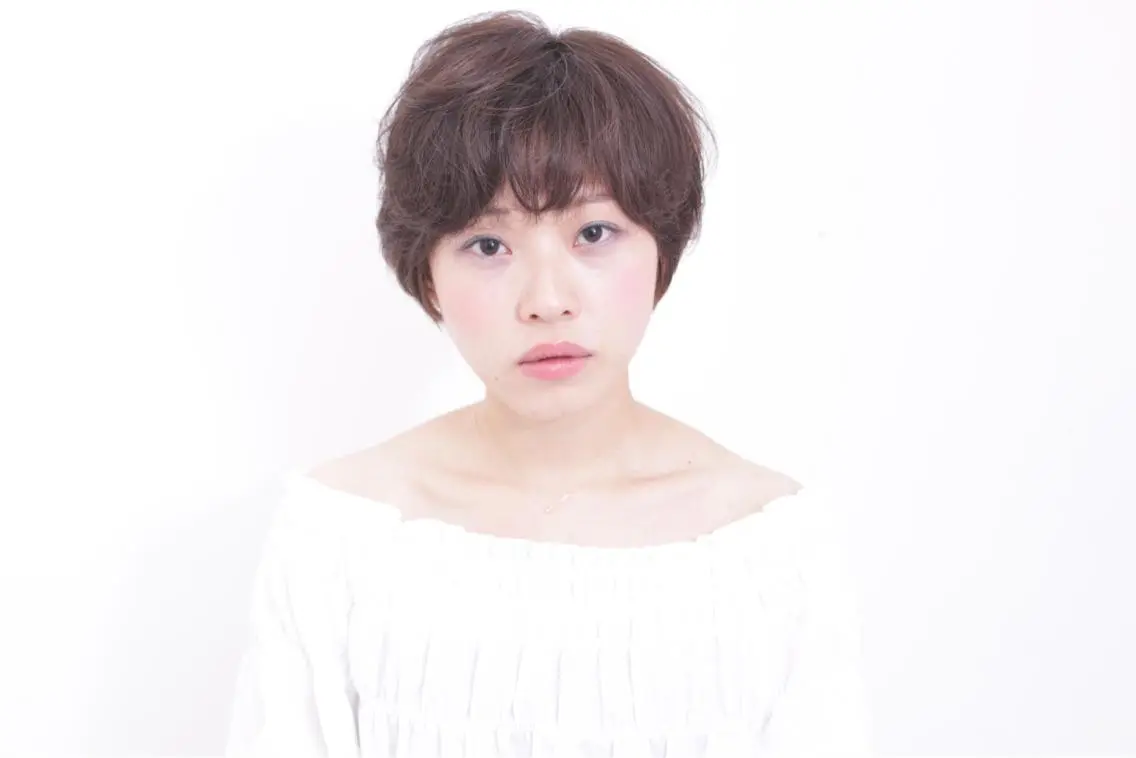 ショート カラー パーマ 【天満1艶髪】潤艶/ 髪質改善🌹釣本竜哉のヘアスタイル