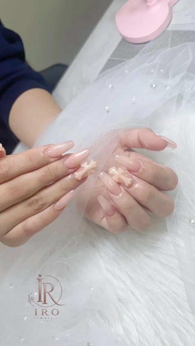 ネイル ハンドネイル IRO Nail Studioのネイルデザイン
