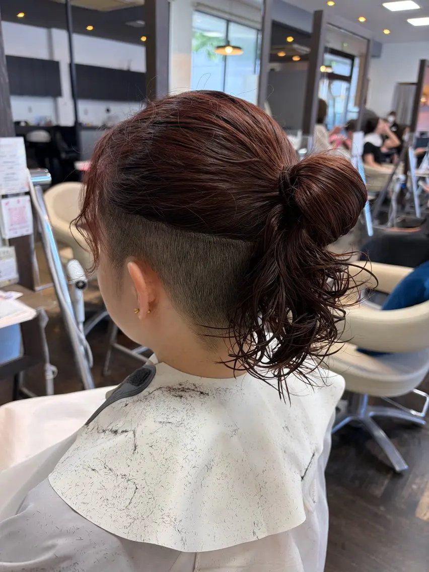 ミディアム カット ヘアカラー <髪質改善>河野 🍑AVANCE.のヘアスタイル