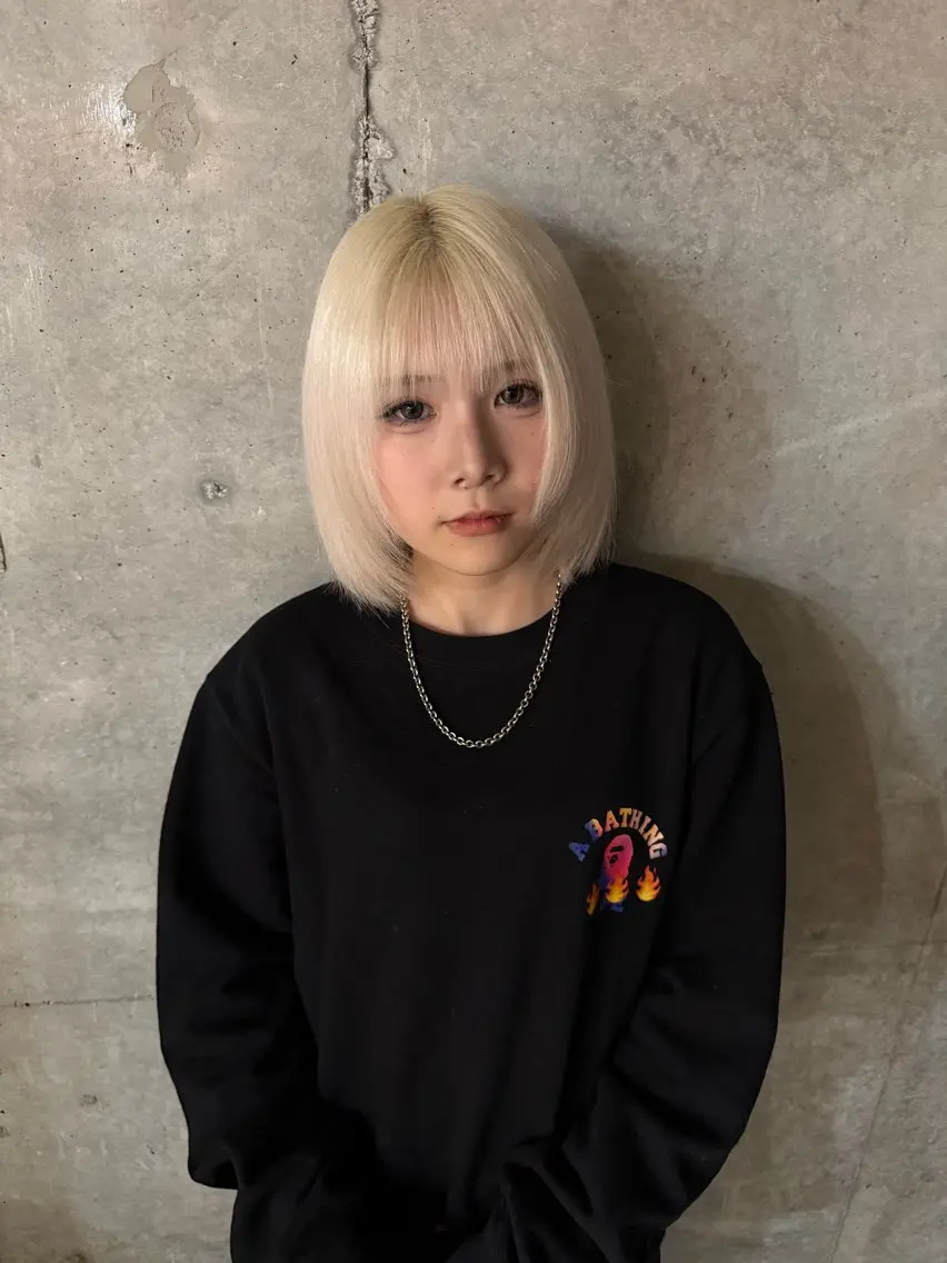 ミディアム カラー ベージュカラー ブリーチ ブロンド ミルクティーベージュ ピンクカラー ヘアカラー 【🥀履歴修正🥀】 ハイトーン職人/拓真のヘアスタイル