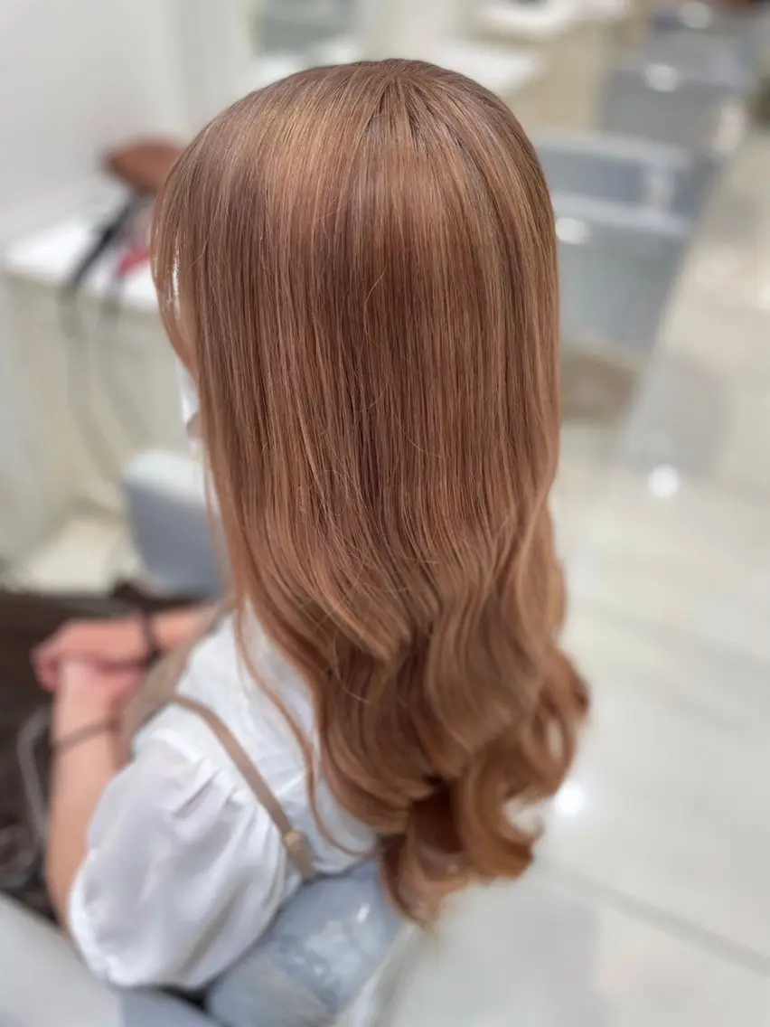 ロング カラー Above /yoshimiのヘアスタイル