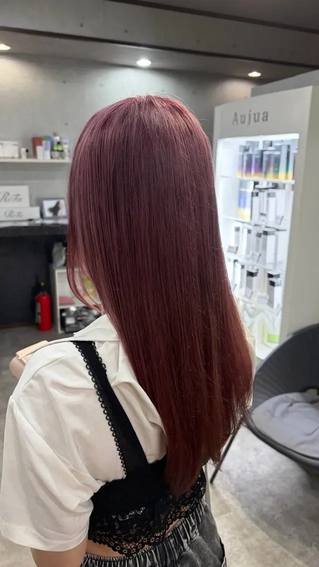 セミロング ショートボブ ボブ ハイライト 髪質改善 レイヤーカット カット ヘアカラー REVE 美容室のヘアスタイル