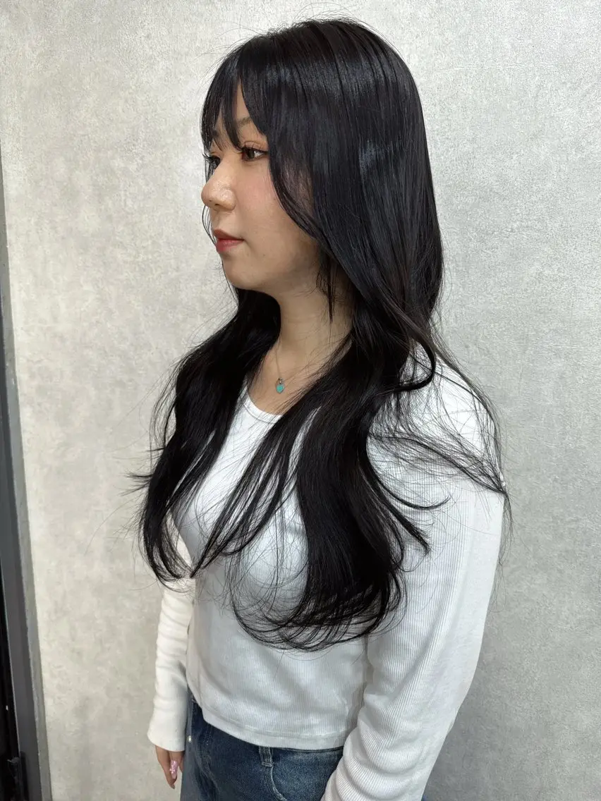 ロング カラー レイヤーカット AIRI layer cut hairのヘアスタイル