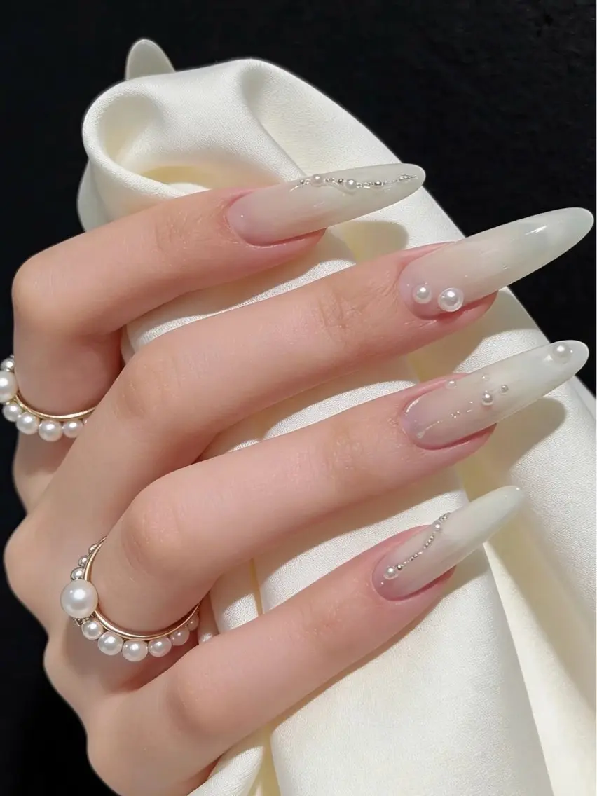 ネイル 韓国ネイル マグネットネイル 持ち込み ハンドネイル Dyo Nail_Royalのネイルデザイン