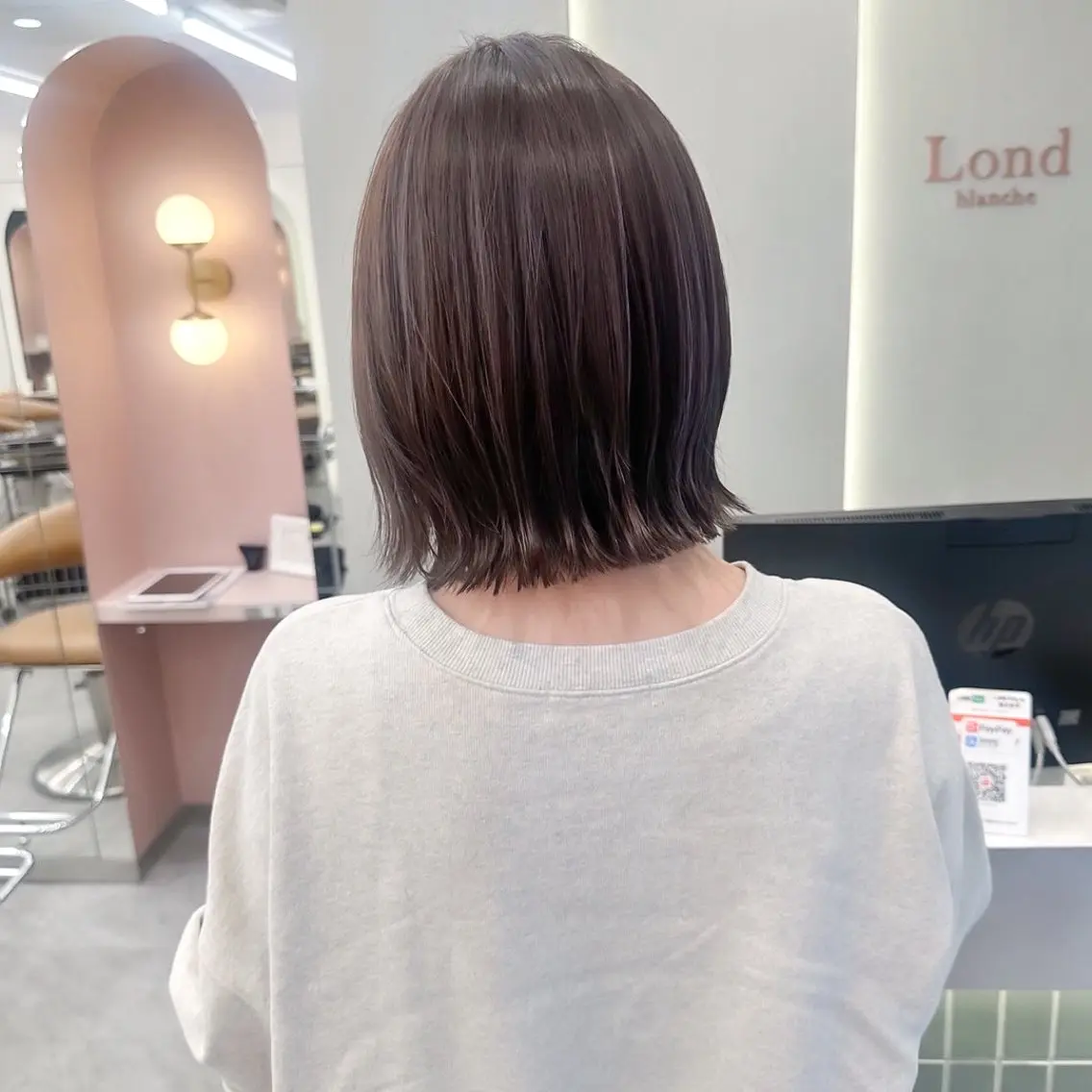 ミディアム カラー カット ヘアカラー トリートメント 縮毛矯正/ストンボブ Wカラー💎ヒデジのヘアスタイル