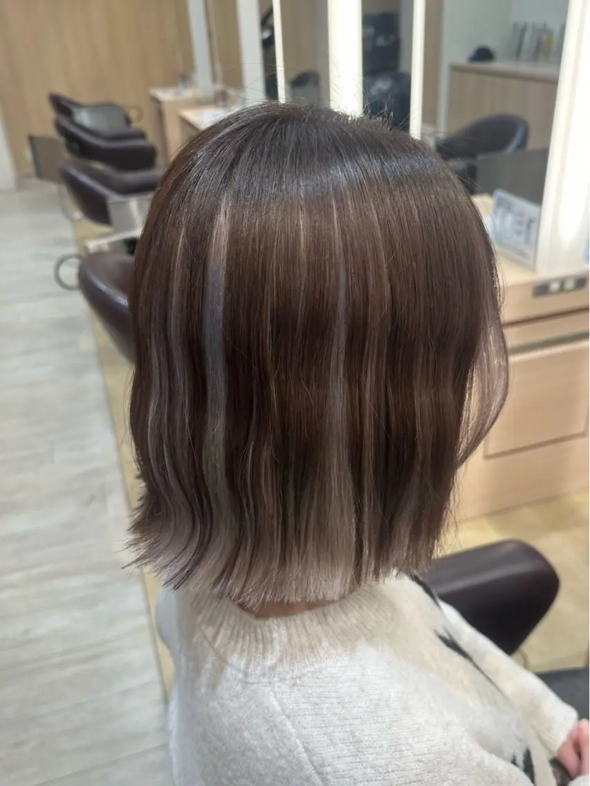 ショート カット ヘアカラー 村岡 礼菜のヘアスタイル