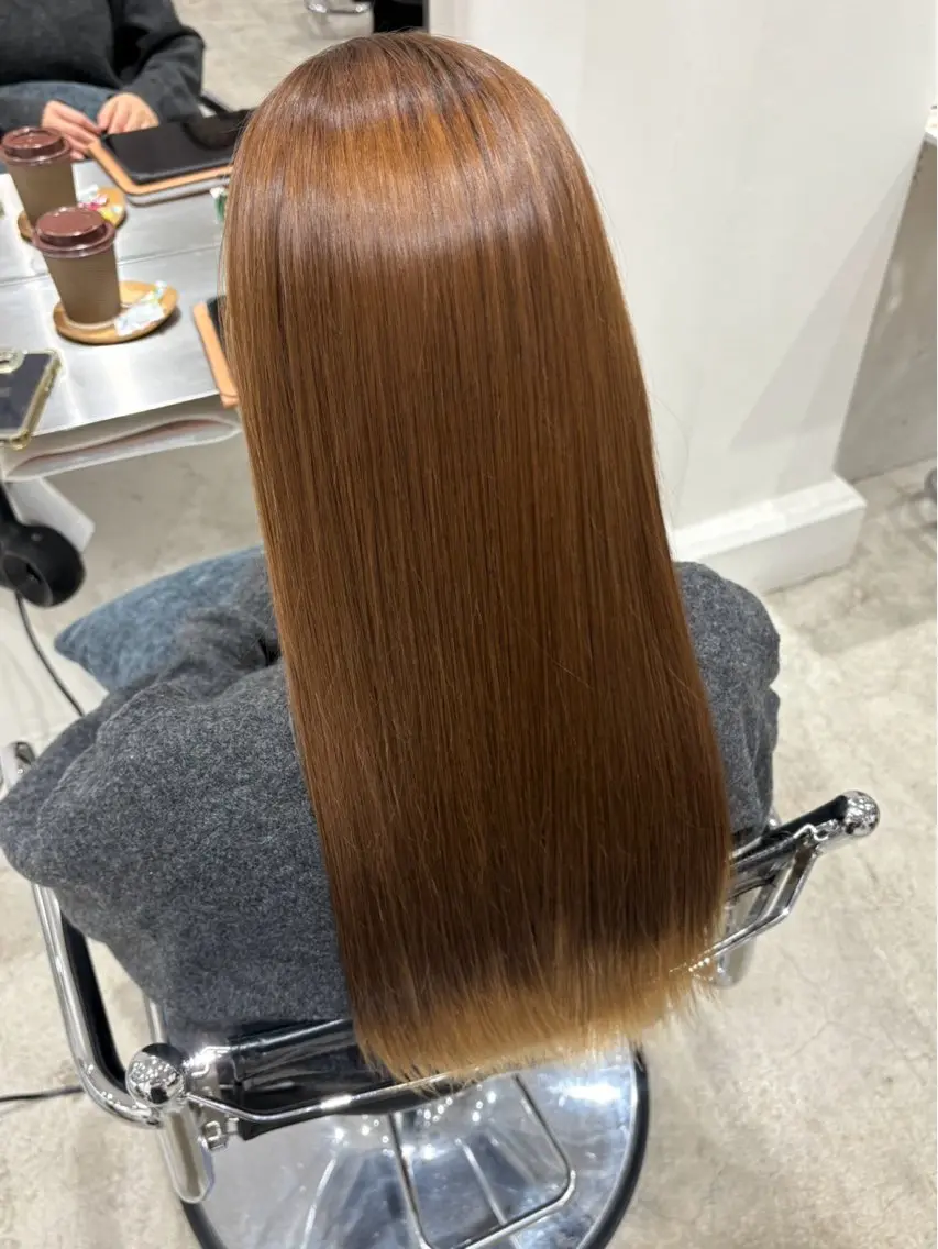 ロング パーマ 縮毛矯正 前囿 真桜のヘアスタイル