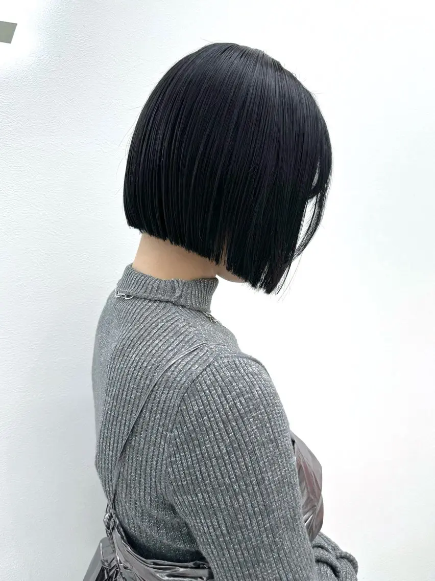ショート カラー ヘアアレンジ 縮毛矯正🤍 ボブ/ HIKARIのヘアスタイル