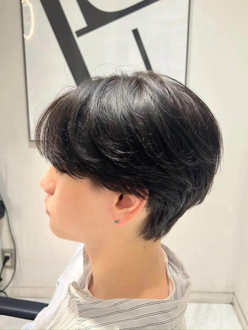 メンズ 艶くすみカラー ‎/縮毛/川添桃花‎のヘアスタイル