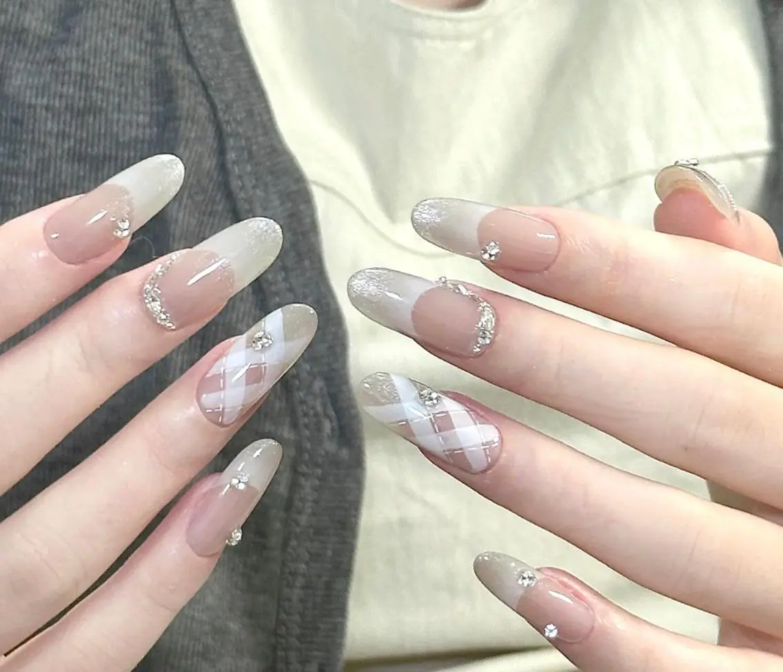 ネイル ハンドネイル 💫 Tsuki_Nailのネイルデザイン