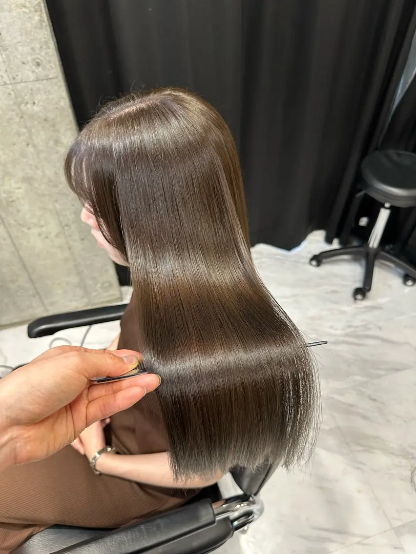 ロング カラー グレージュ 髪質改善 10月限定モニター 髪質改善美髪矯正のヘアスタイル