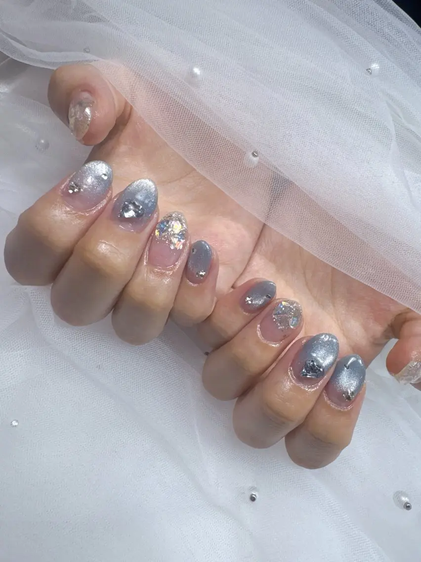 ネイル アートネイル チークネイル ドット フットネイル フレンチネイル ハンドネイル Queeens nailのネイルデザイン