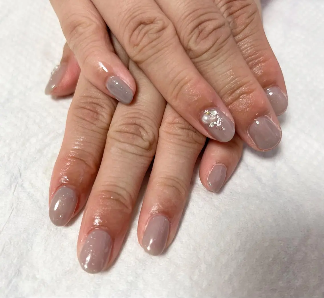 ネイル オーロラネイル フラワーネイル フットネイル フレンチネイル ジェルネイル mogunail &blowのネイルデザイン