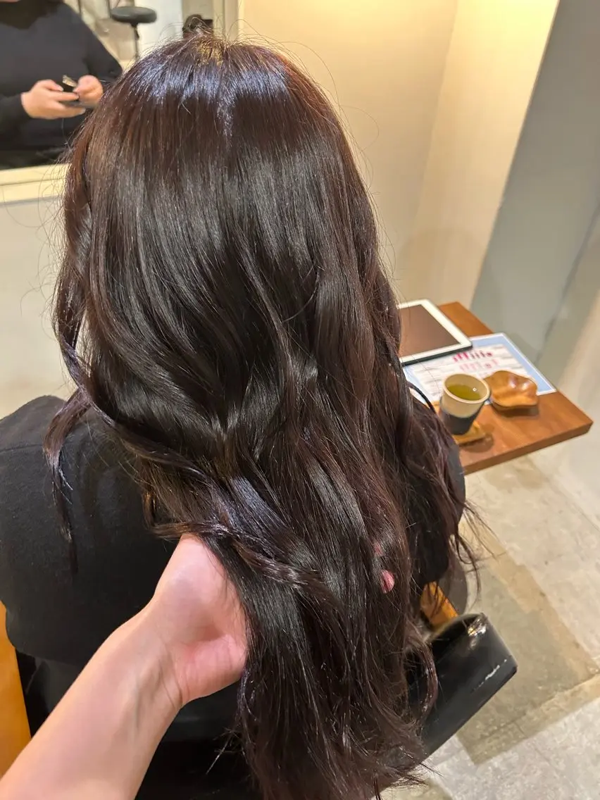 ロング カット ヘアカラー トリートメント twig 山田 永嶋芽衣のヘアスタイル