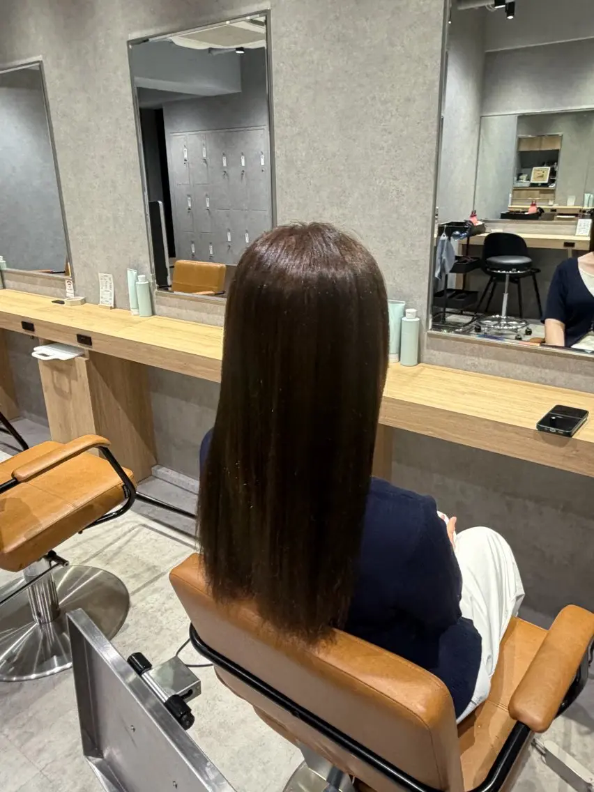 ロング カラー 齋藤 艶珠のヘアスタイル