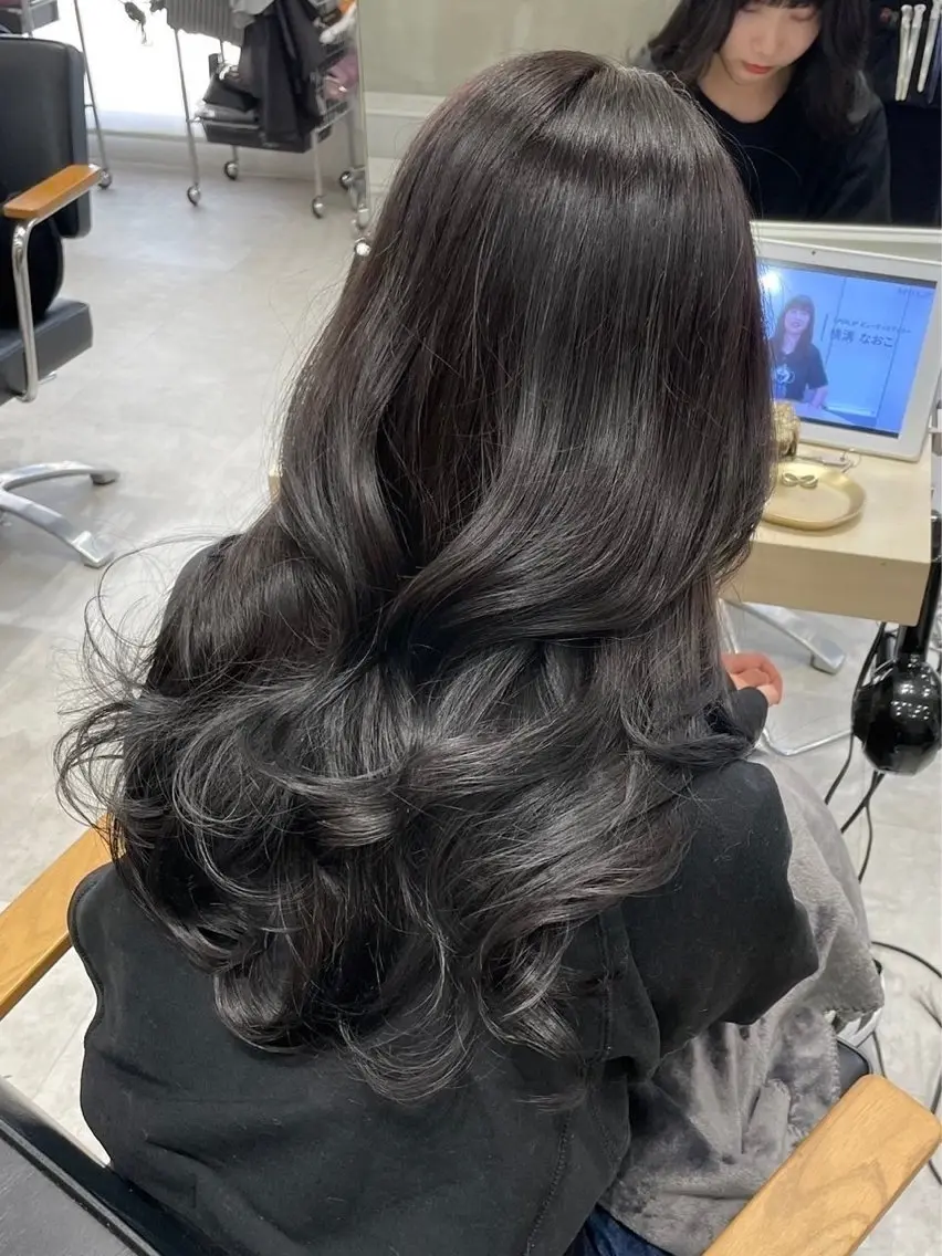 ロング カラー ヘアカラー トリートメント ゆうか🐈‍⬛ /SOYON土橋2号のヘアスタイル