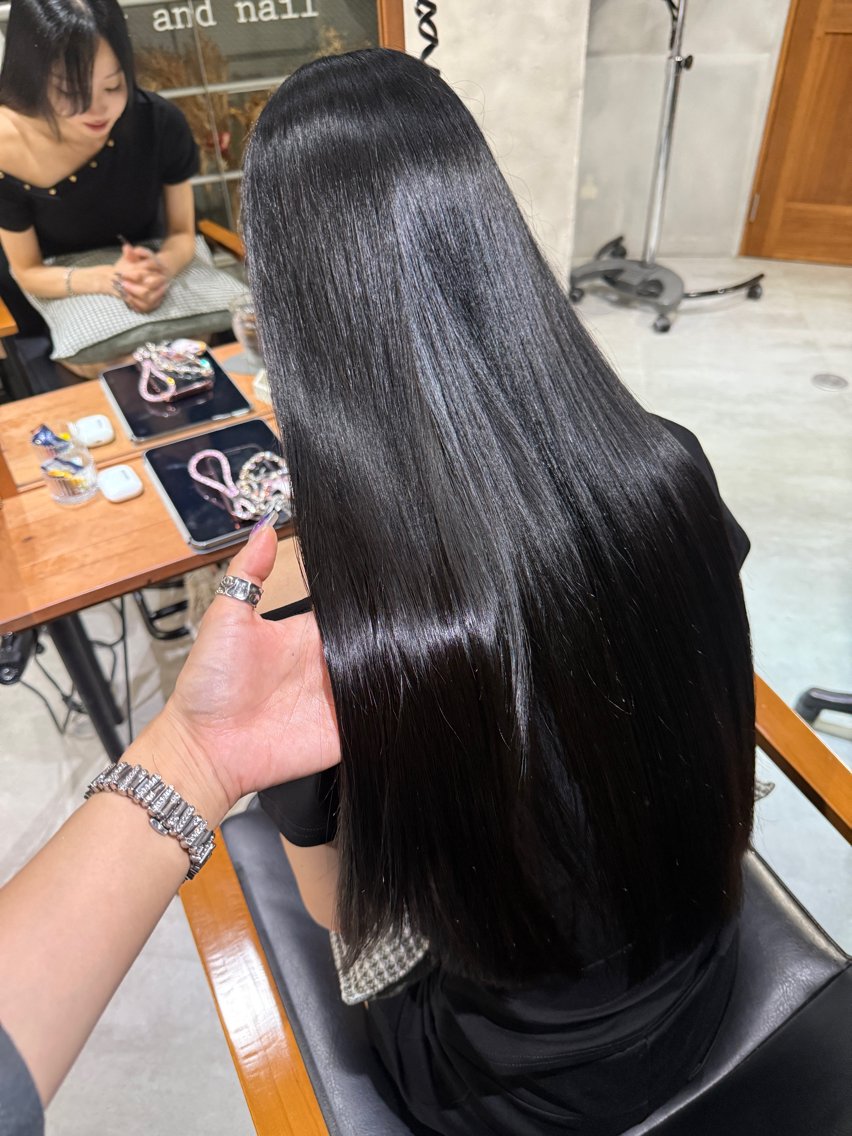 ロング 髪質改善 トリートメント ウルフ レイヤー パーマ🪐MANAのヘアスタイル