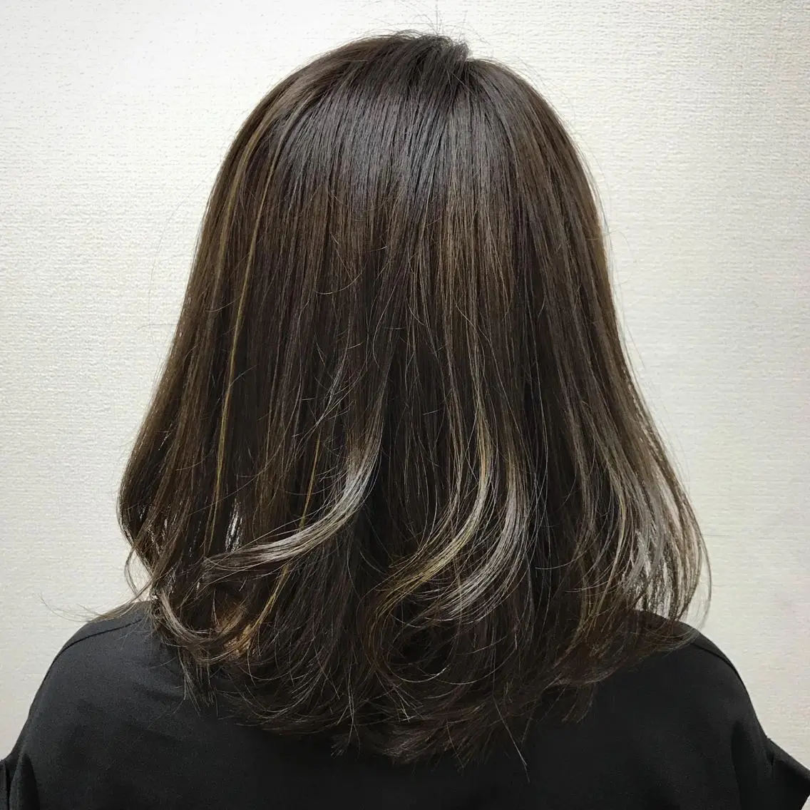 ミディアム カラー カット ヘアカラー トリートメント 吉森 満俊のヘアスタイル