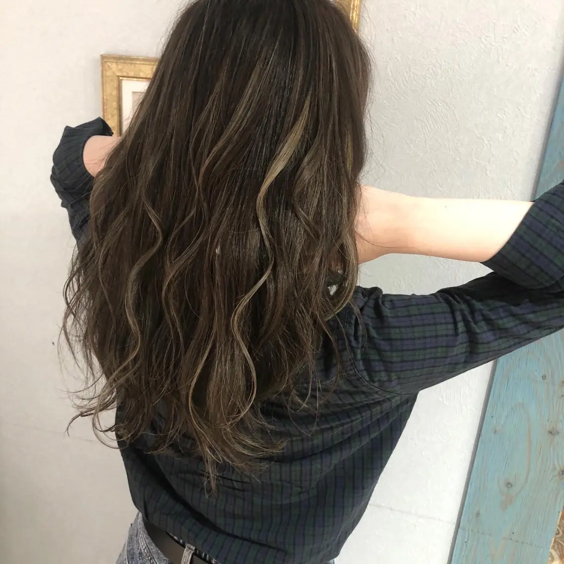 セミロング 髪質改善 縮毛の達人 矢井由真のヘアスタイル