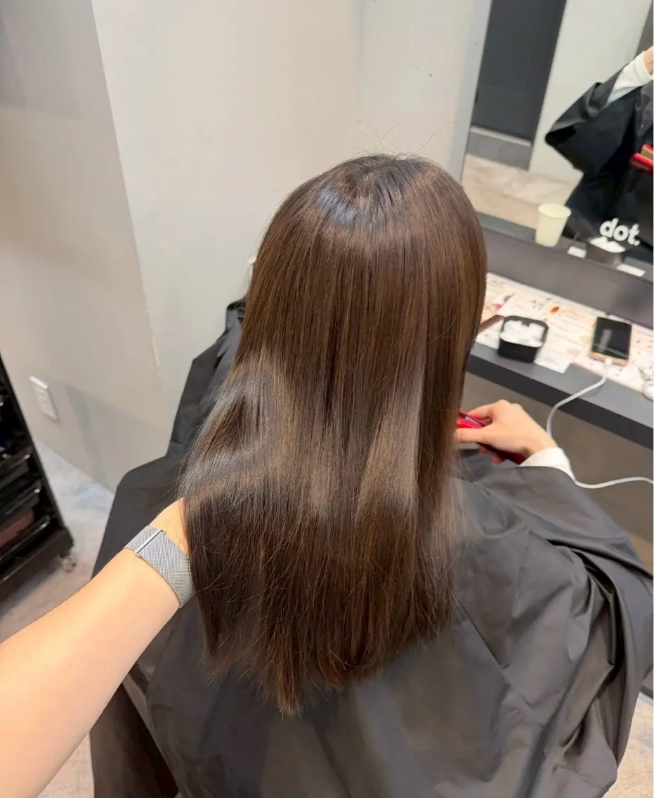 ロング カラー ブラウンカラー ロング 透明感カラー🩵 ワンホンカラー/えりのヘアスタイル
